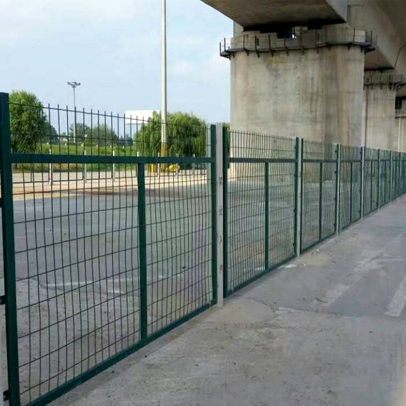 高速鐵路護欄網(wǎng)-防護柵欄8002圖片4