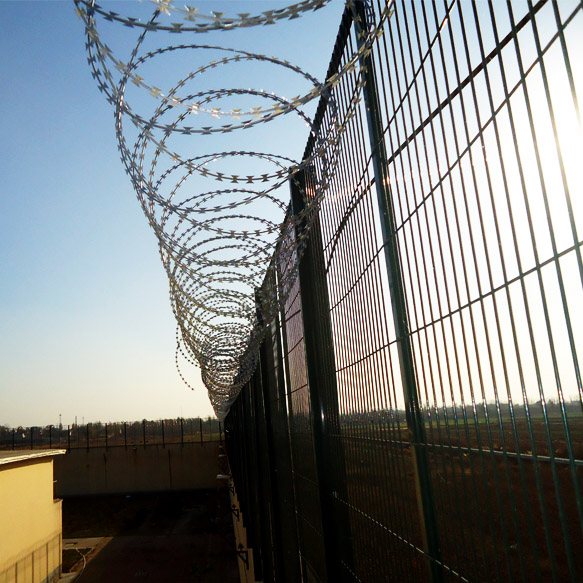看守所刀片刺網圖片4