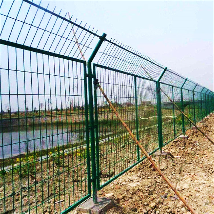 公路框架護欄網圖片2