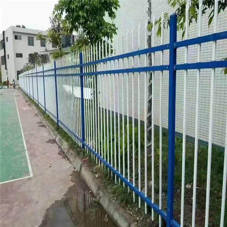小區圍墻鋅鋼護欄